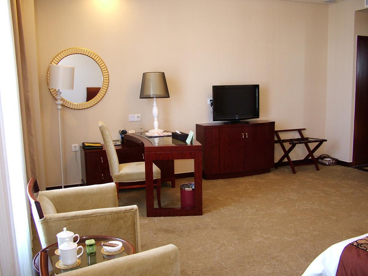 Fuxing Oriental Boutique Hotel Chifeng Δωμάτιο φωτογραφία